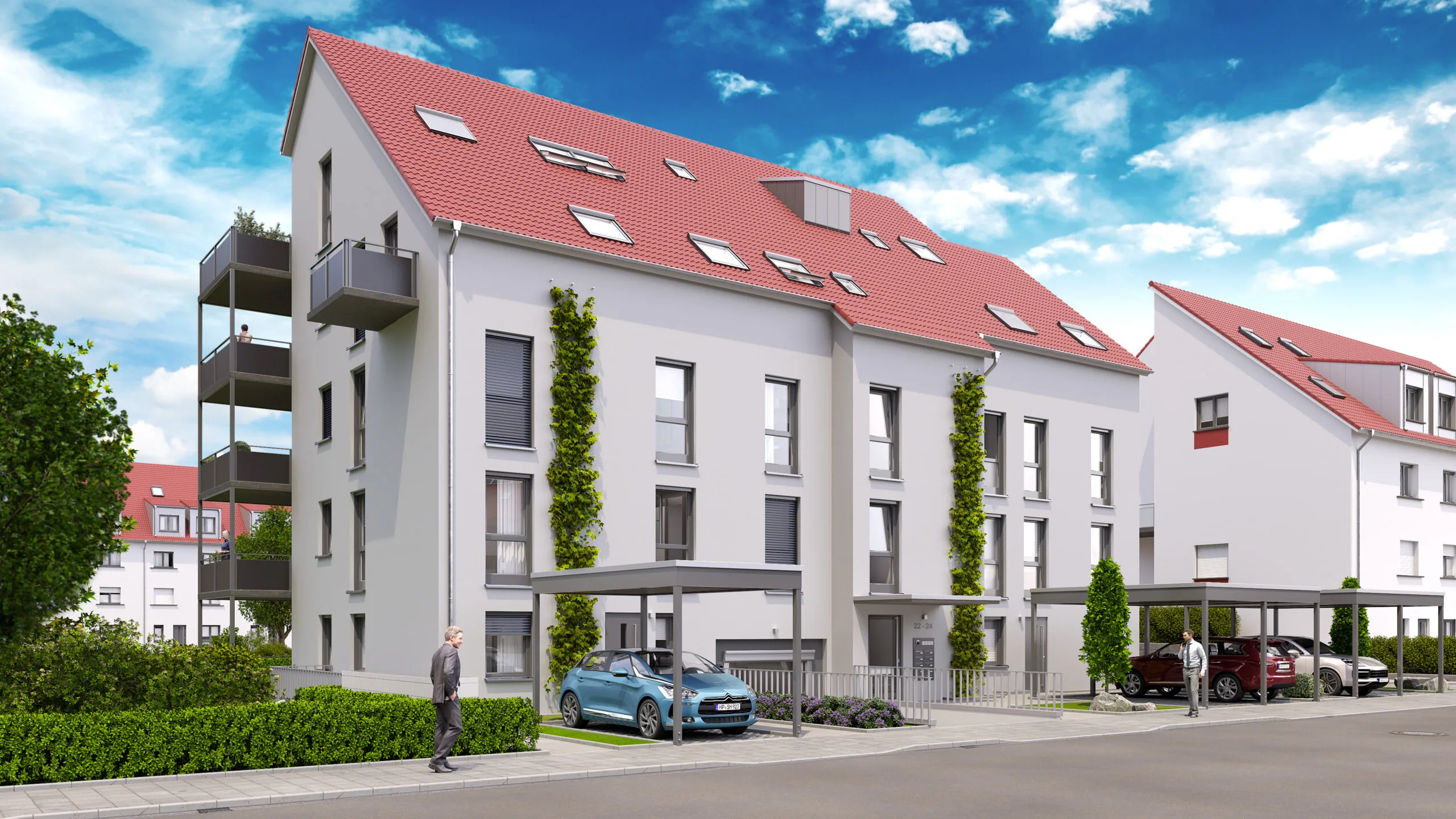 Mehrfamilienhaus mit rotem Satteldach, Balkonen und begrünter Fassade